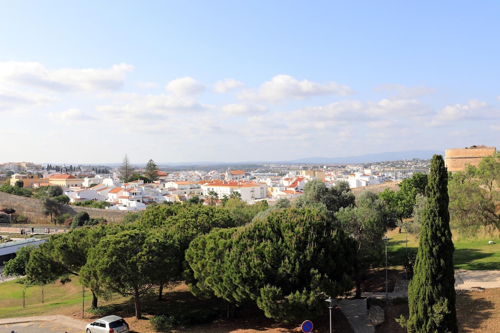 C23 Parkway Entrance Apartment in Lagos — 4-Star Luxury Hotel in Lagos, Portugal