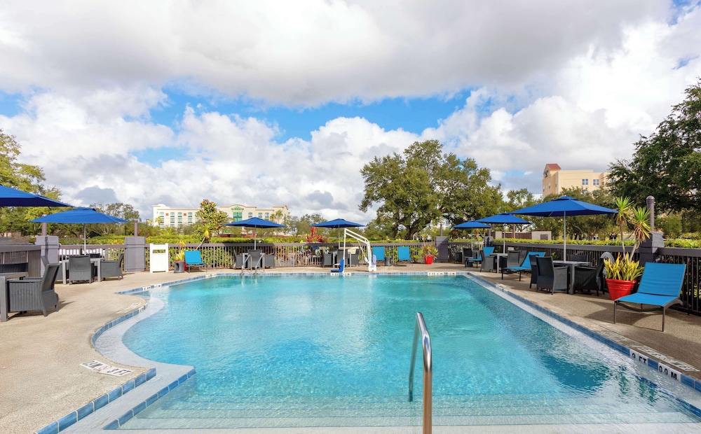 Hampton Inn Orlando International Airport - featured photo