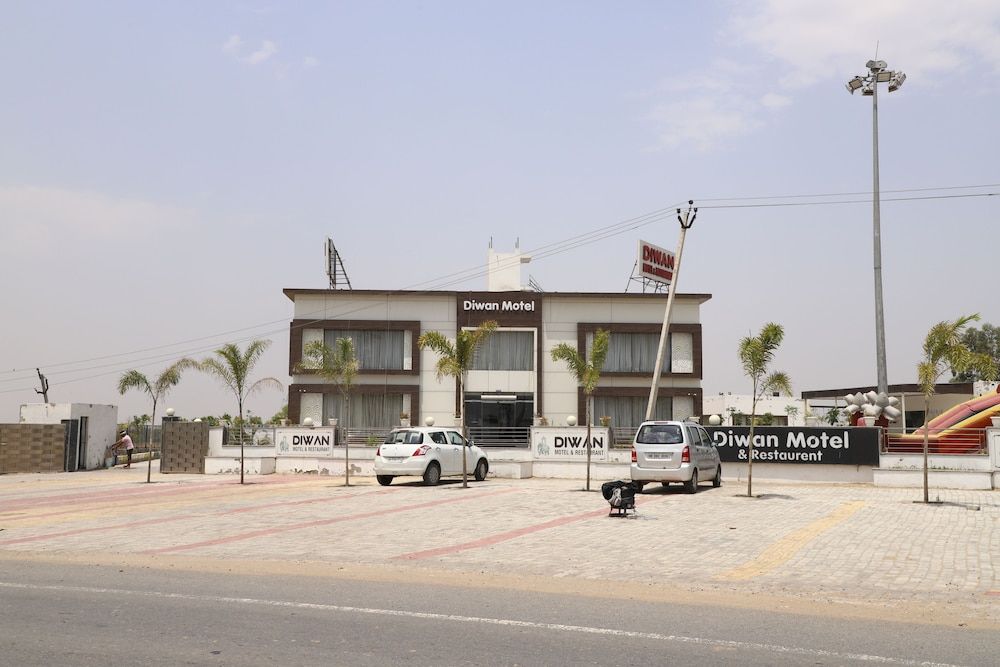 Diwan Hotel And Restaurant — Bhiwani