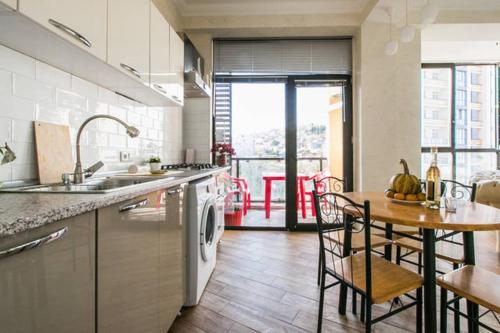3 Bedroom 2 Bathroom Apartment on Saburtalo Gagarin