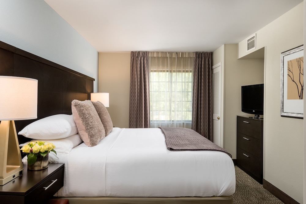 Staybridge Suites Chantilly Dulles Airport by IHG - photo 6