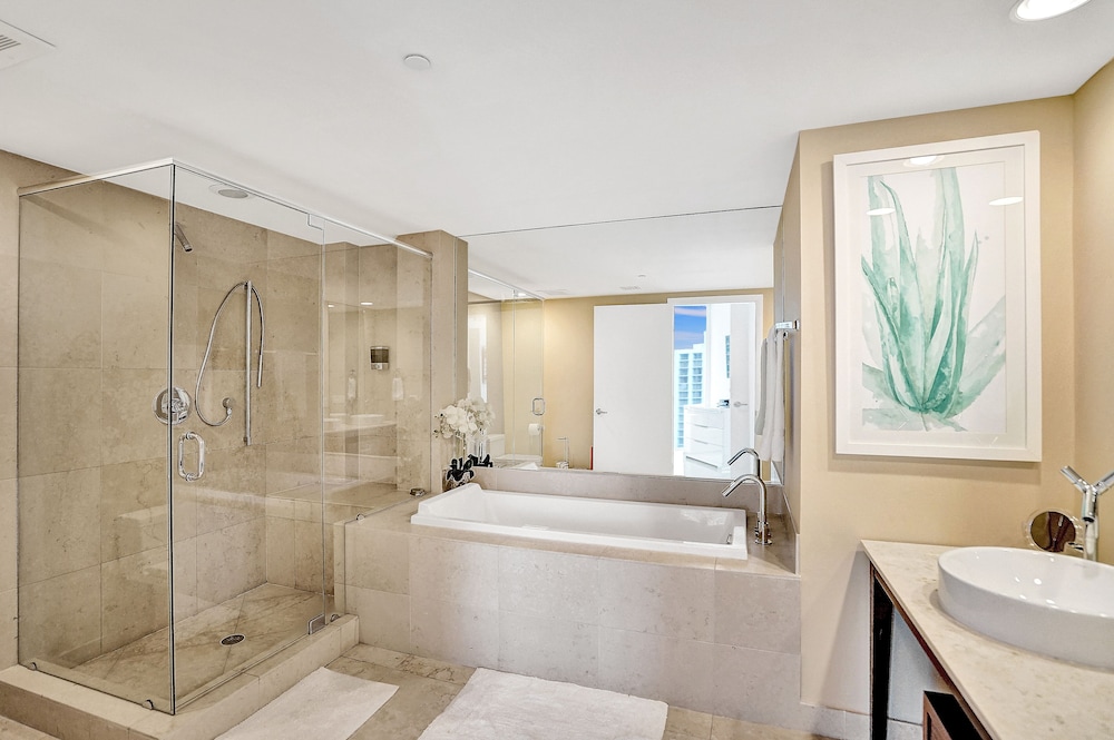 Sky City At Icon Brickell - photo 38