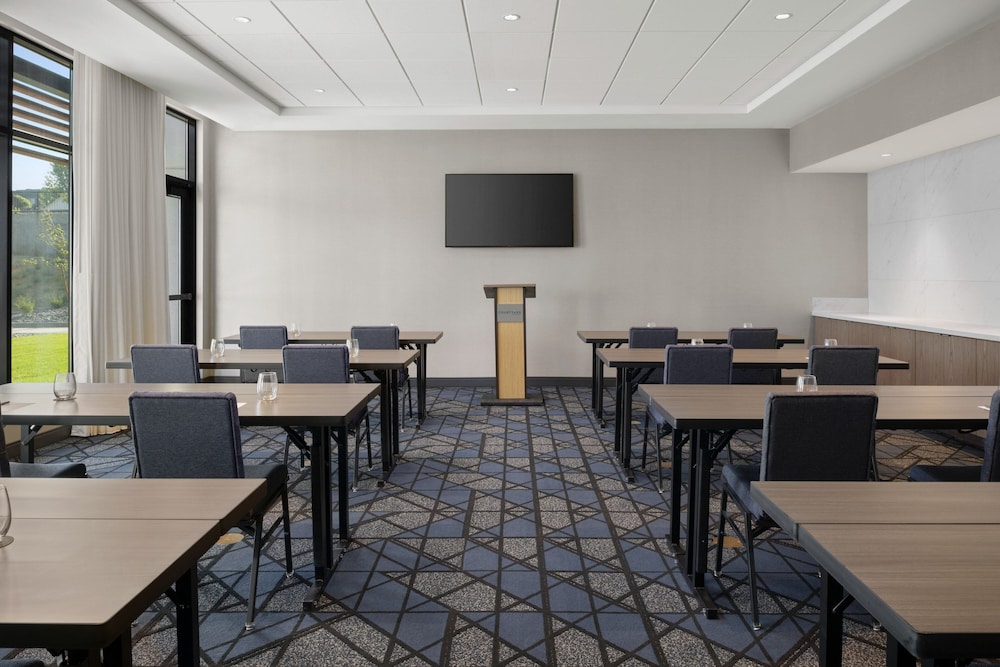 Courtyard by Marriott Pocatello - photo 16