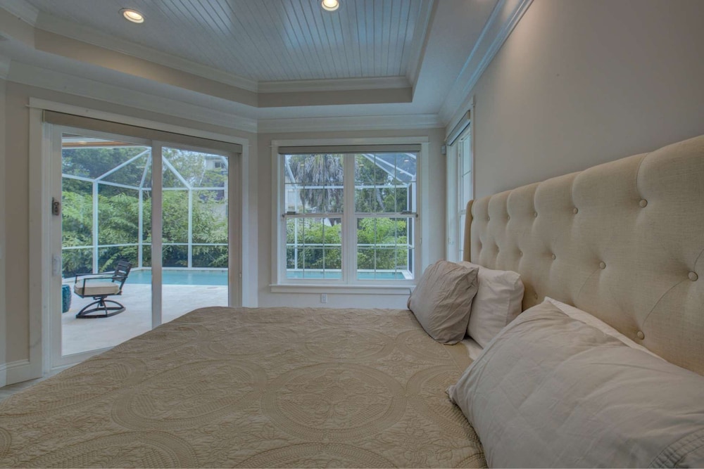 Shell Beach Hollow — Siesta Key — photo 3