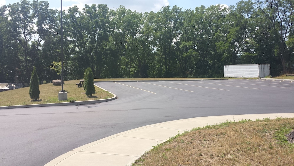 Paradise Inn & Suites - photo 22