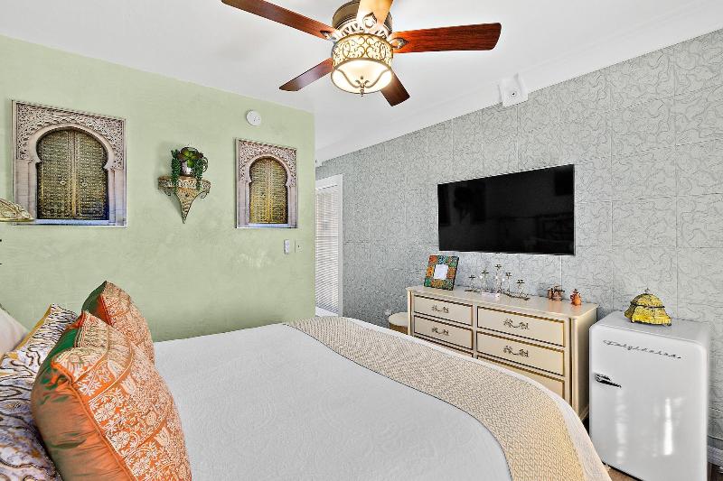 Golden Magnolia Marine - photo 88