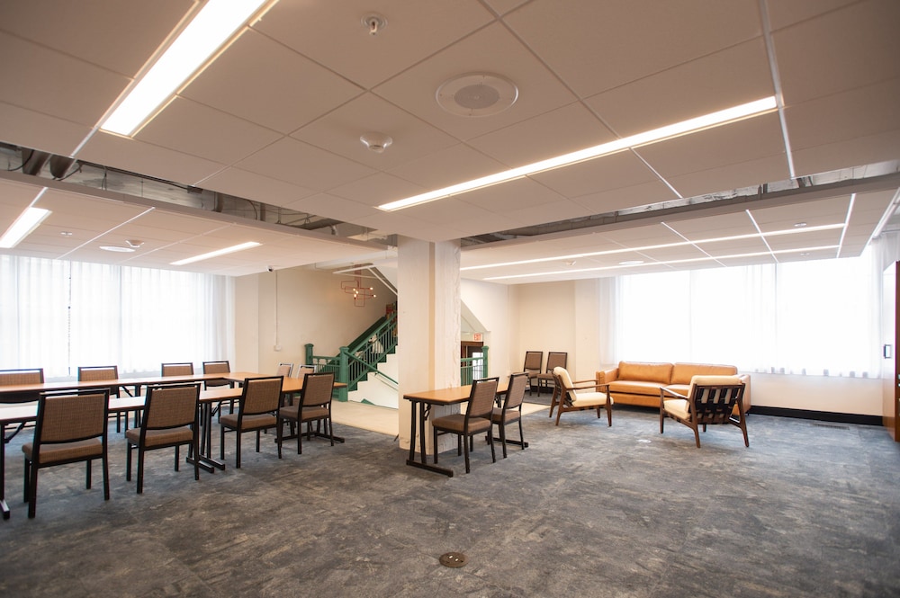 Hotel Indigo Madison Downtown by IHG - photo 58