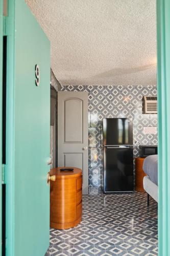 Carole Motel - photo 16