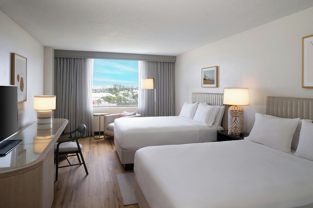 Renaissance Fort Lauderdale Marina Hotel - photo 11