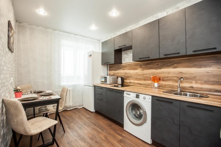 EasyRent on Ryabinovy boulevard 6 in Tol'yatti, Russia