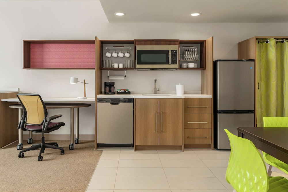 Home2 Suites by Hilton Martinsburg WV - photo 14