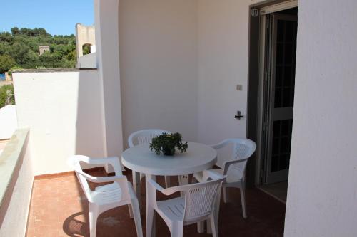 Marina Novaglie 300m mare — 4-Star Luxury Hotel in Gagliano Del Capo, Italy