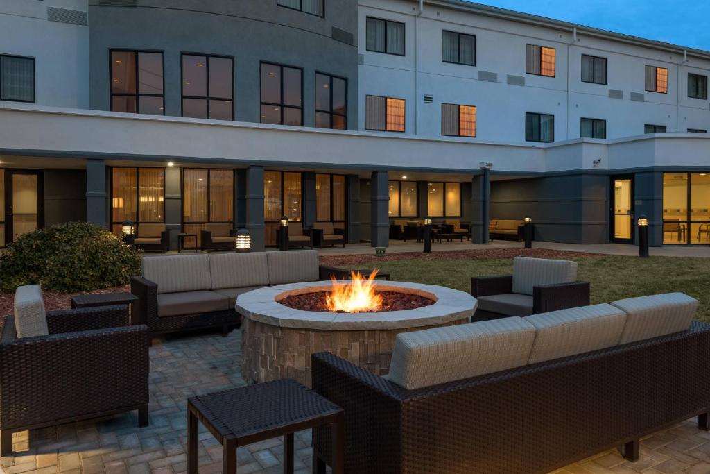 Sonesta Essential Junction City - photo 47