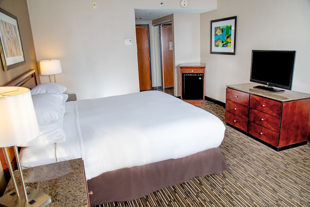 DoubleTree by Hilton Las Vegas Airport - photo 23