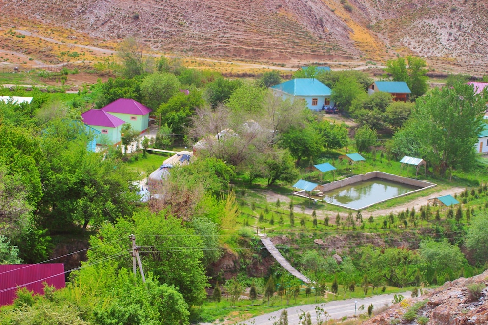 Sarmishsoy in Navoiy, Uzbekistan