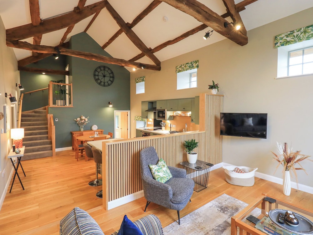 Old Howgate Barn - carbon neutral hotel in Ambleside