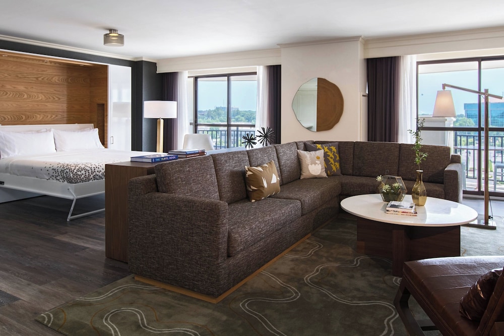 Renaissance Raleigh North Hills Hotel - photo 21