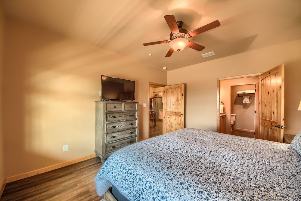 Old Mills Resort OM A13 3 Bedroom Condo by RedAwning - photo 6