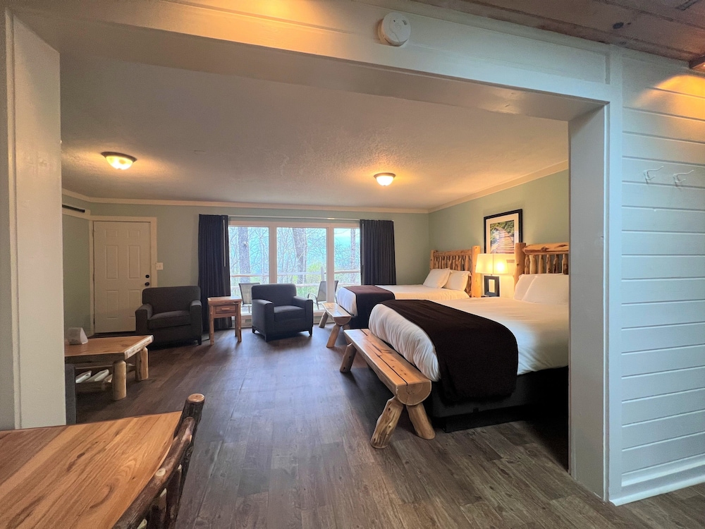 Mountain Top Inn and Resort - photo 27