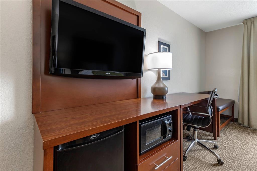 Comfort Inn Shelby - photo 11