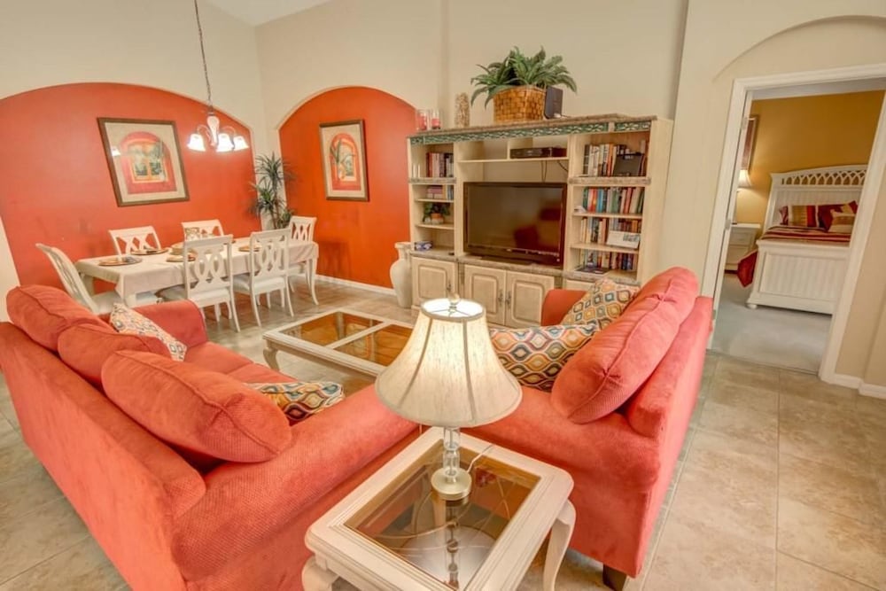 Hibiscus Haven - photo 12