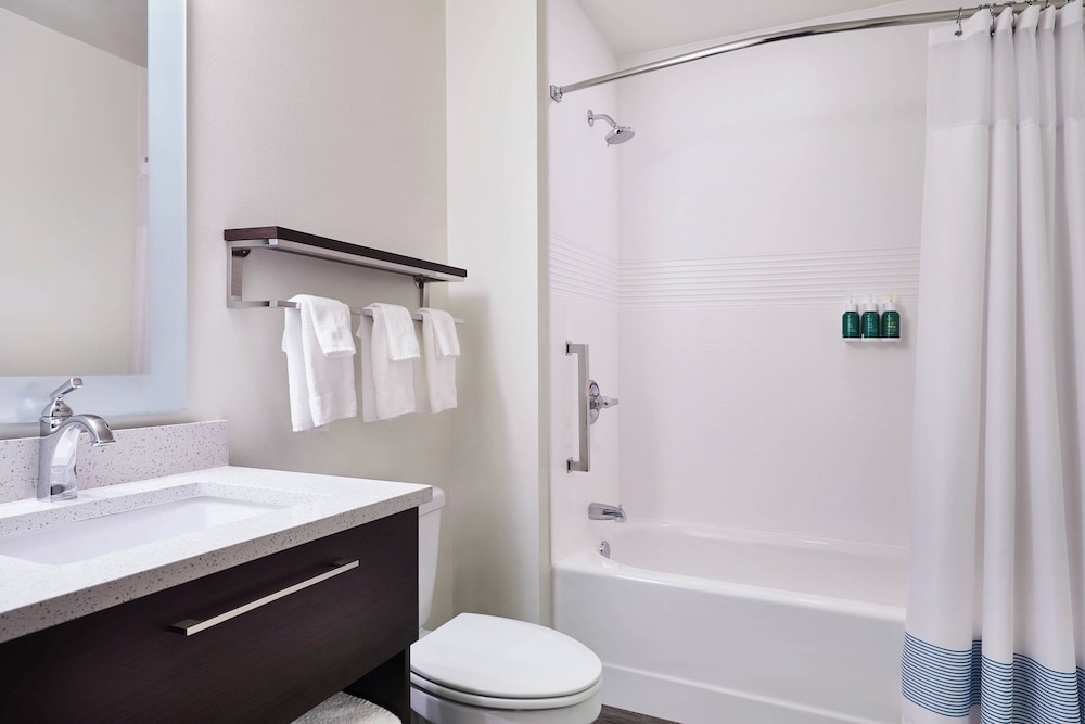 TownePlace Suites by Marriott St. Louis O'Fallon - photo 14