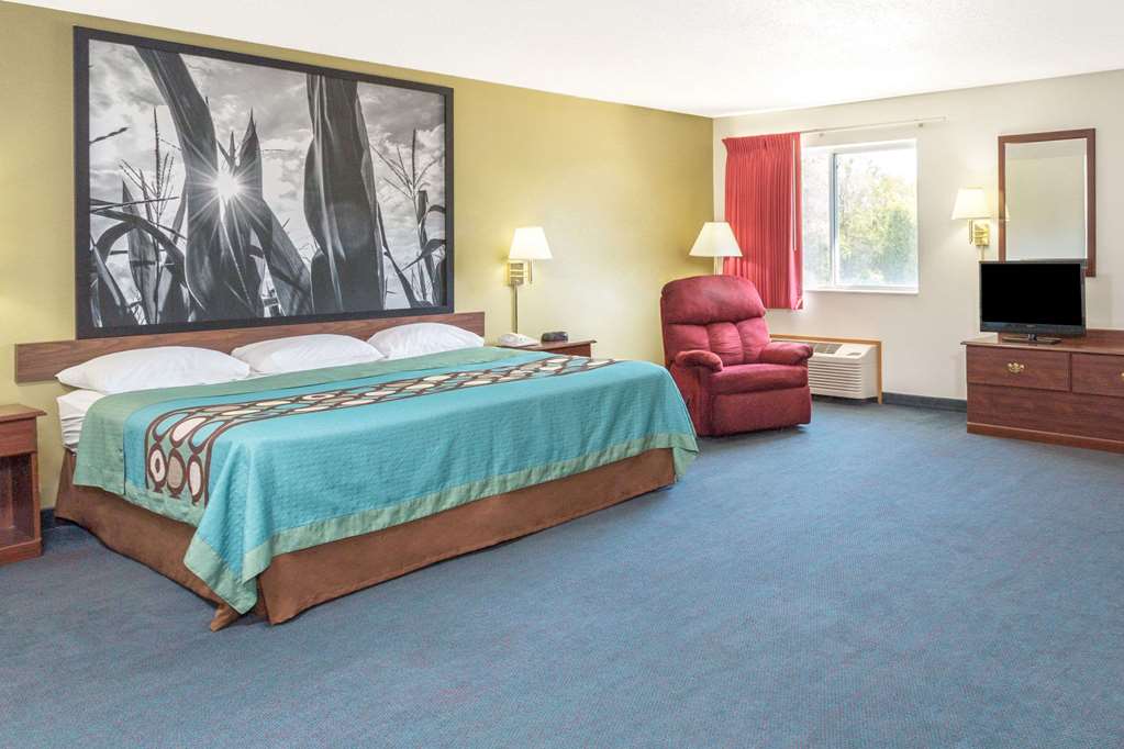 Super 8 by Wyndham Cresco IA - photo 12