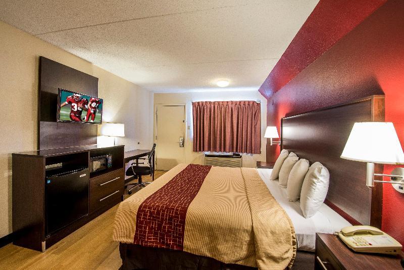 Red Roof Inn Austin North - photo 14