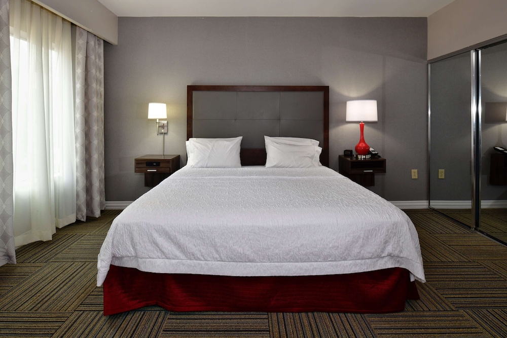 Hampton Inn & Suites Fredericksburg - photo 5