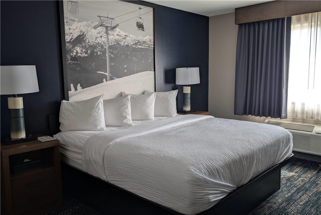 Super 8 by Wyndham Perham - photo 8