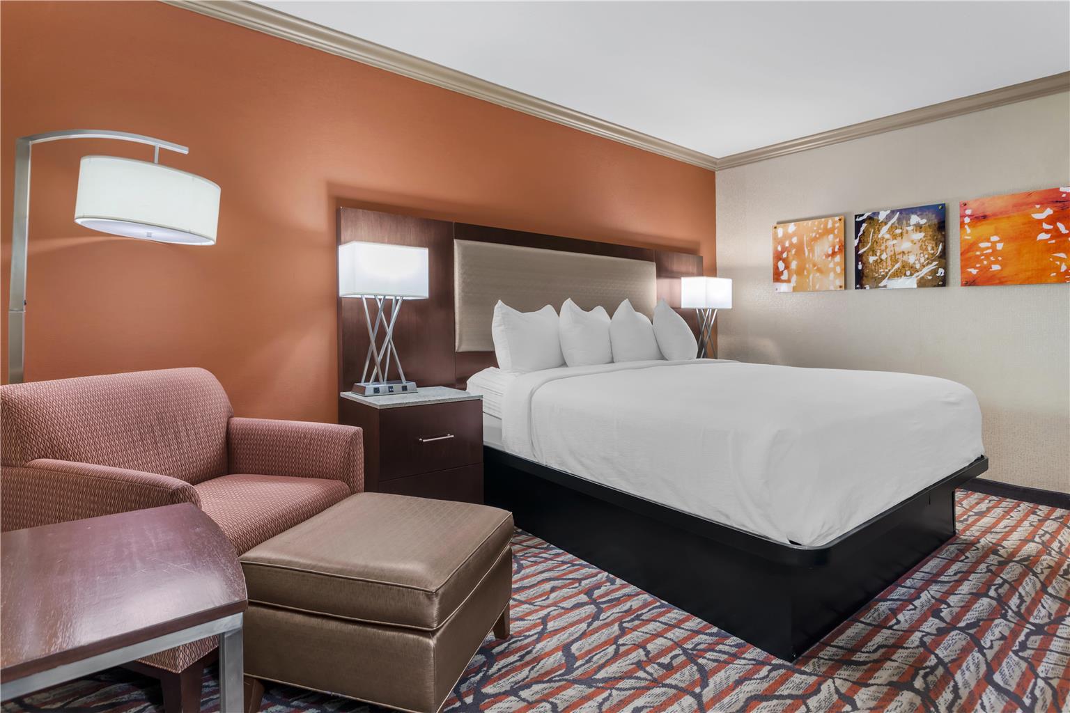Best Western Plus Brookside Inn - photo 25