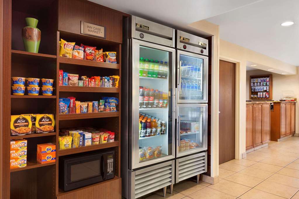 Country Inn & Suites by Radisson Phoenix Airport AZ - photo 15