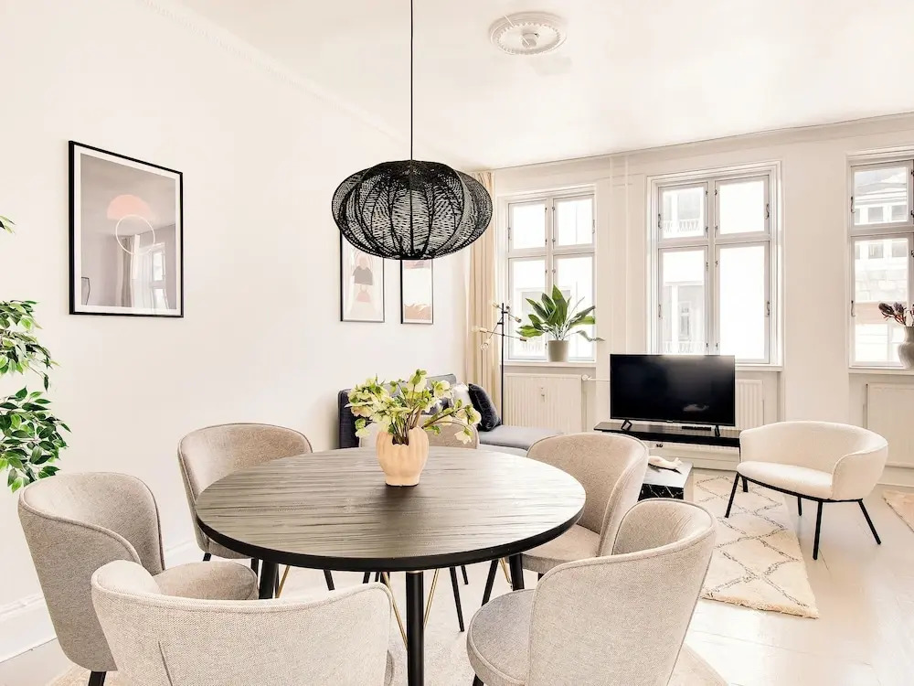 City 2 Cosy 1 Bdr Apt In the Center of Copenhagen — 4-Star Luxury Hotel in Copenhagen, Denmark