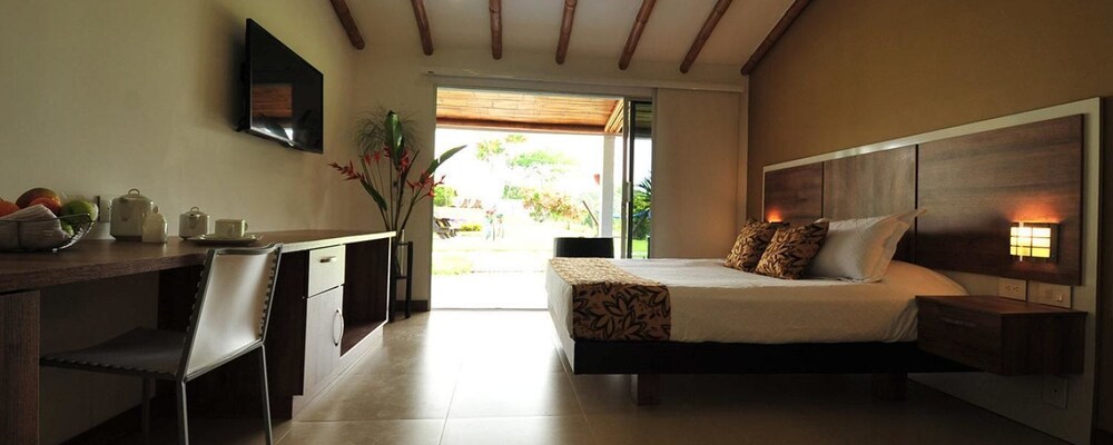 Lagos De Las Vegas in Armenia, Colombia