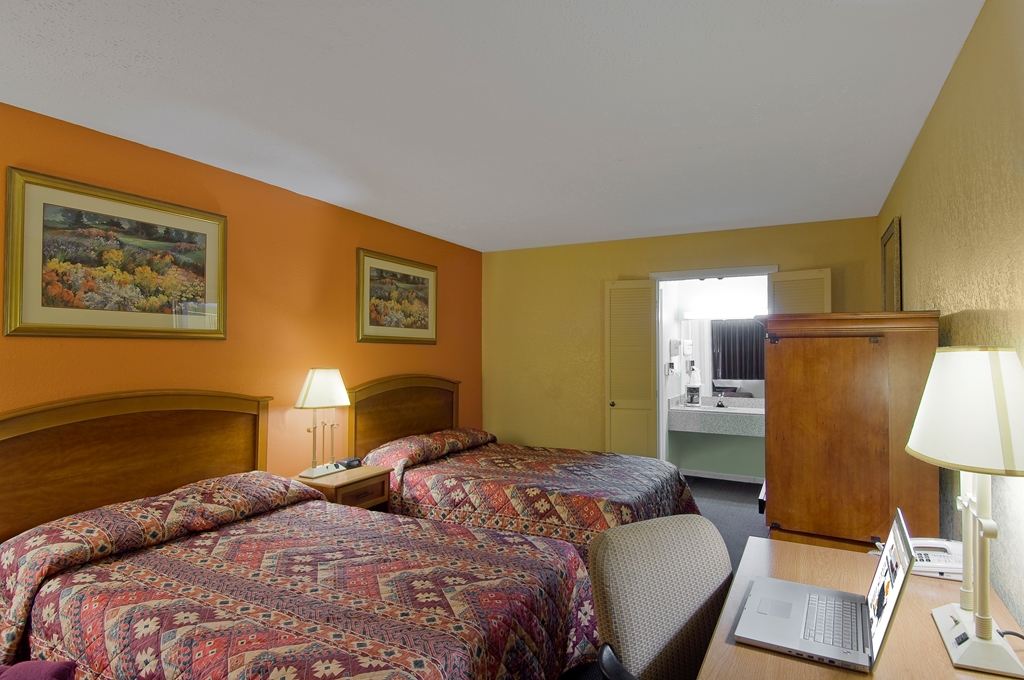 Americas Best Value Inn Marion OH - photo 10