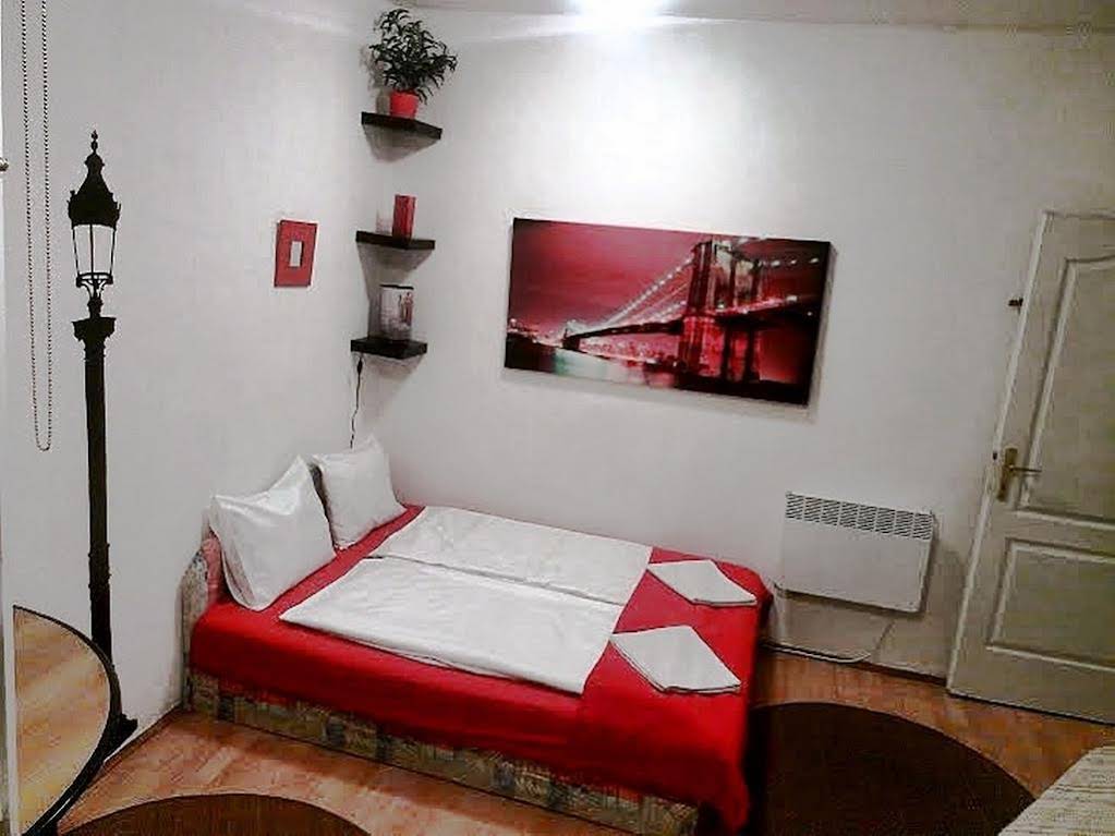 Mini London - last minute hotel in Budapest