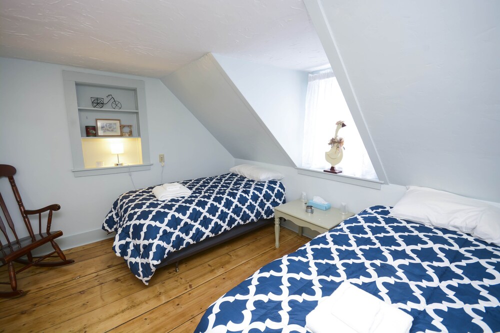 Brook Road Inn - photo 19