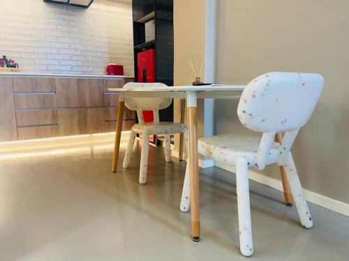 Perfect Lock Up & Go Apartment