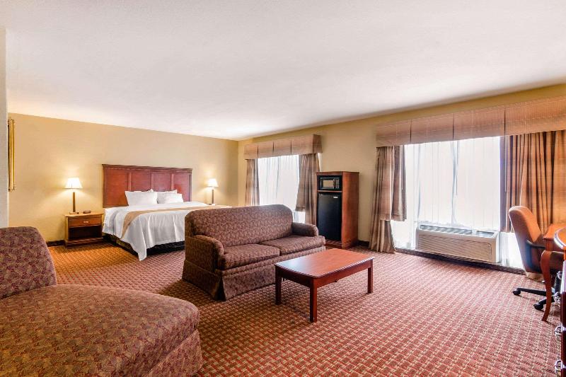 Quality Inn & Suites South Carthage - photo 12
