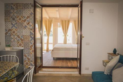Il Mare a Roma Attico Fronte Mare — 4-Star Luxury Hotel in Lido Di Ostia, Italy