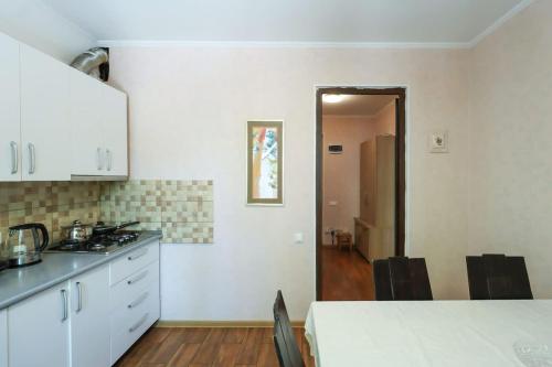 Cozy Apt near Vake Park By Wehost