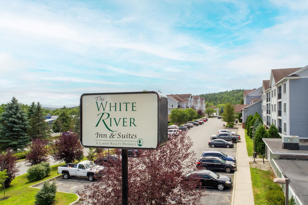 White River Inn and Suites - photo 56