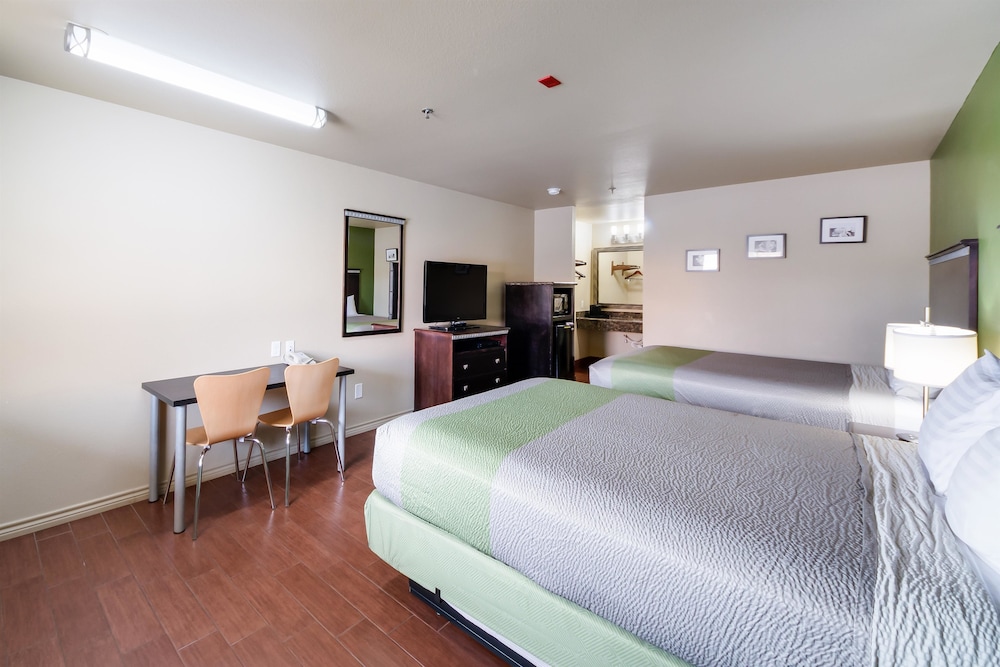 Eagle Ford Inn - photo 19