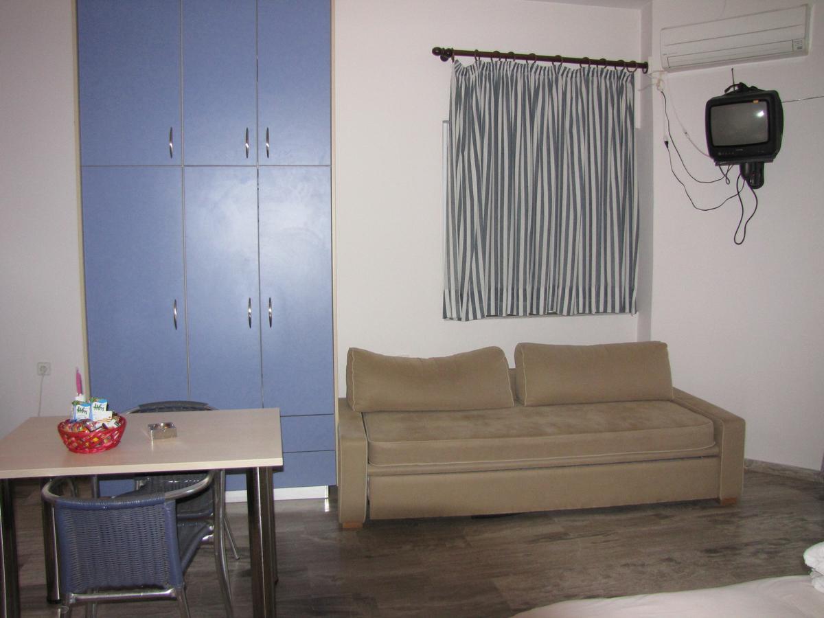 Karystos Mare Apartments — 4-Star Luxury Hotel in Karystos, Greece