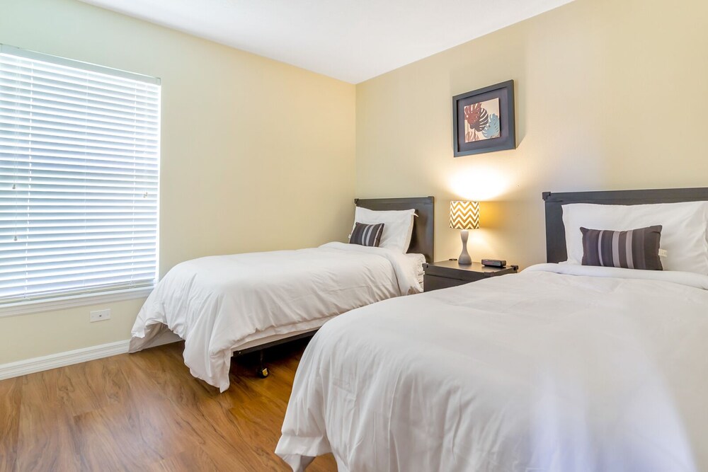 Aviana Resort Beautiful 4bd 3ba Villa #4940 - photo 5