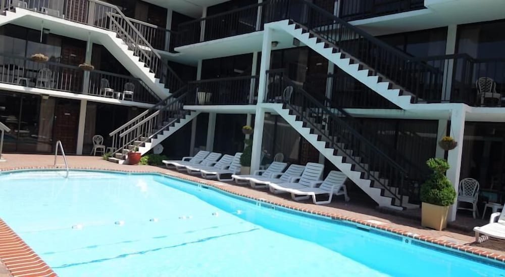 Alamar Resort Inn - photo 38