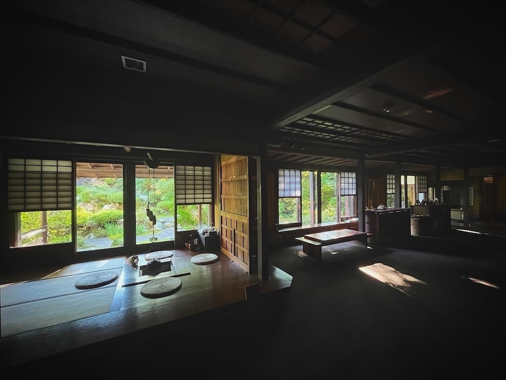 Wataya — Hakusan