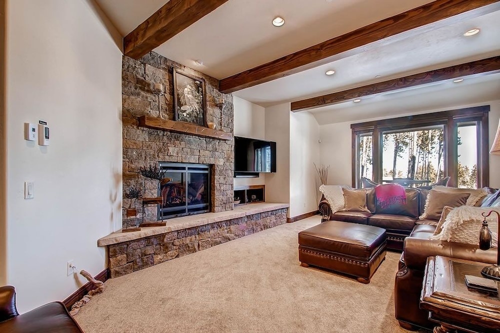Slopeside Manor On Peak 8 By Pinnacle Lodging - photo 23