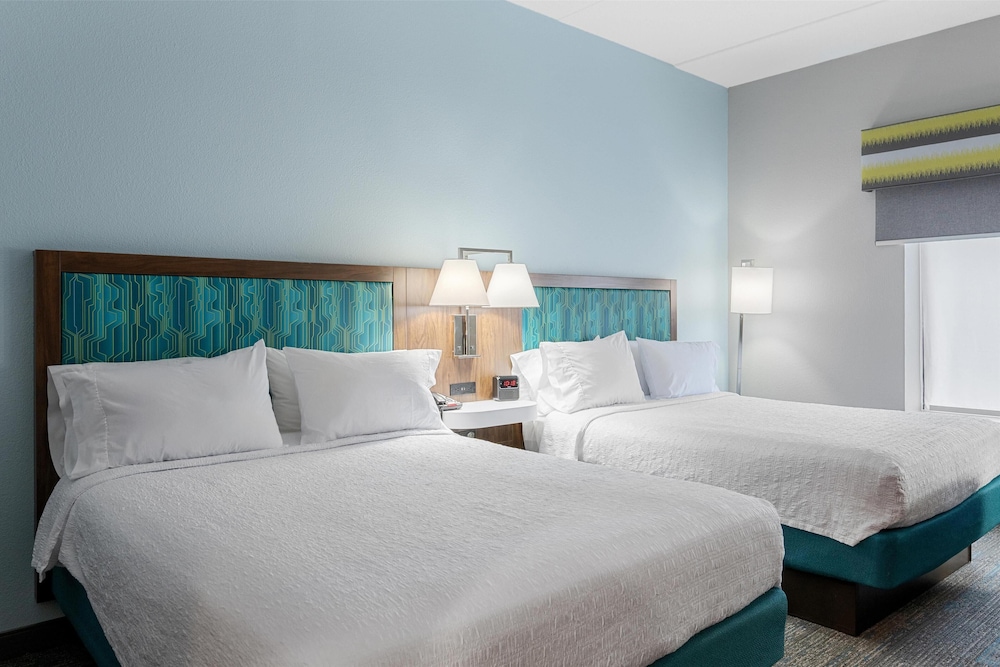 Hampton Inn Front Royal - photo 44