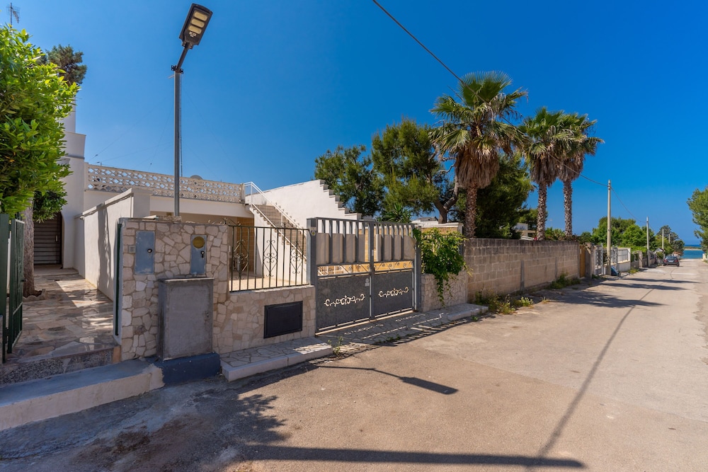 3479 Atene PP by Barbarhouse — 4-Star Luxury Hotel in Porto Cesareo, Italy